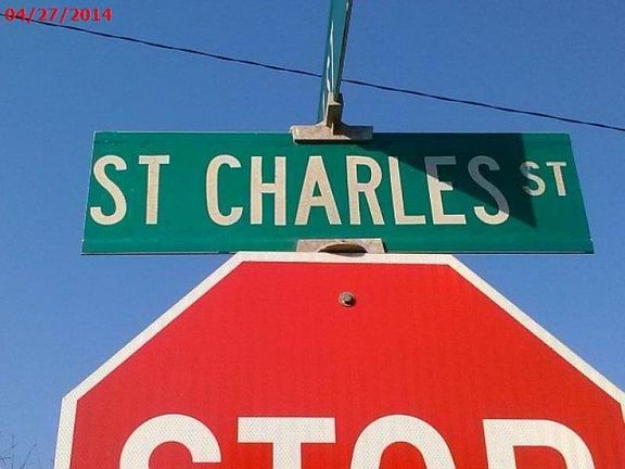 4th image of 52 E Saint Charles St