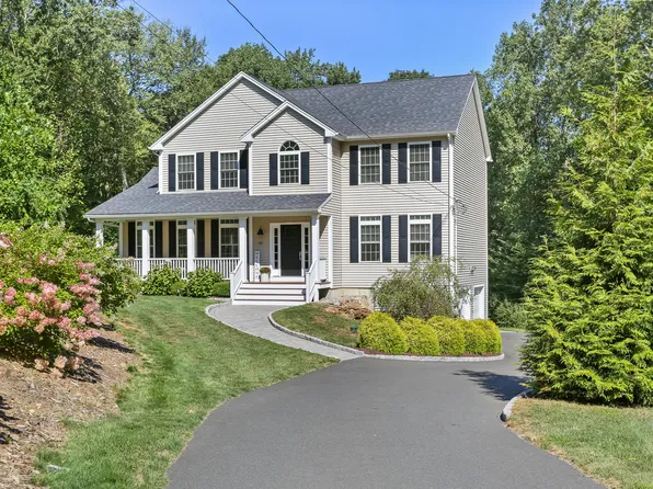 65 Pearmain Road, Shelton, CT 06484