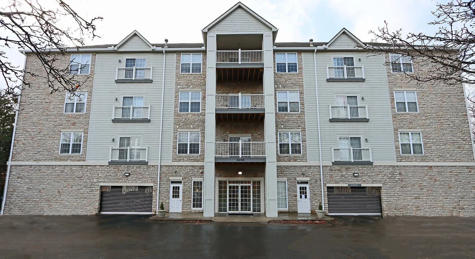 2245 Riverside Dr Unit 309 photo 1