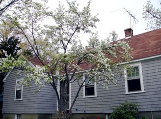 153 Farrar Ave, Worcester, MA 01604