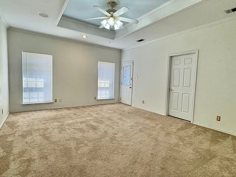 1 Southridge Dr — Photo 19