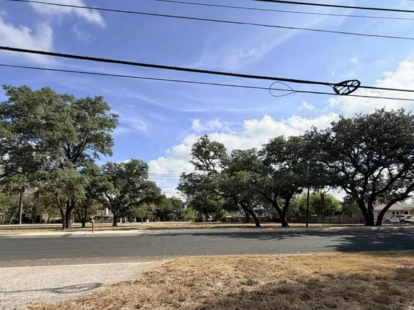 407 Frey St, Boerne, TX 78006