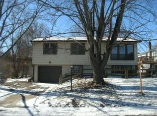 12735 Inwood Ln, Elsah, IL 62028