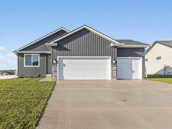 405 N 20th St, Indianola, IA 50125