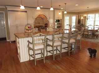 5057 Stagecoach Rd, Camillus, NY 13031