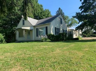 3709 Station Rd, Erie, PA 16510