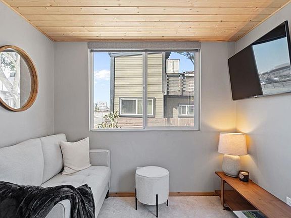 5th image of 523 N Vulcan Ave #24A