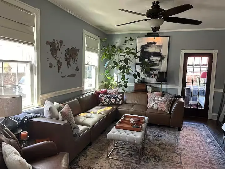 2326 Rosewood Ave — Photo 7