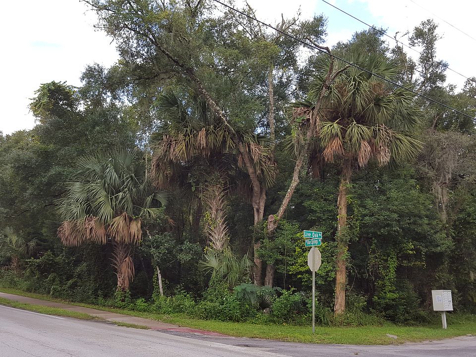 NW corner