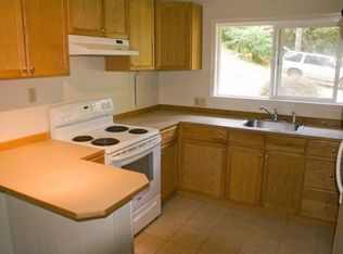 431 E Quail Hill Rd, Belfair, WA 98528