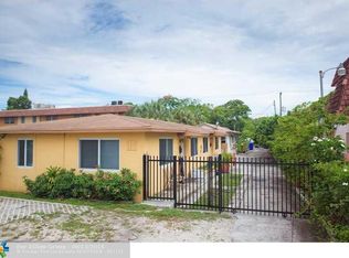 2513 Lincoln St, Hollywood, FL 33020