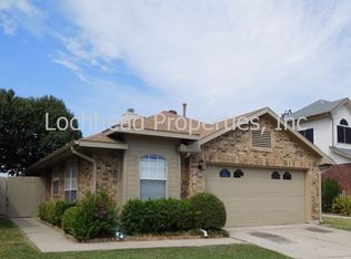 457 El Rio Dr, Mesquite, TX 75150