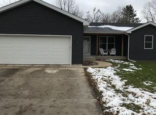 N1158 Park Rd, Genoa City, WI 53128