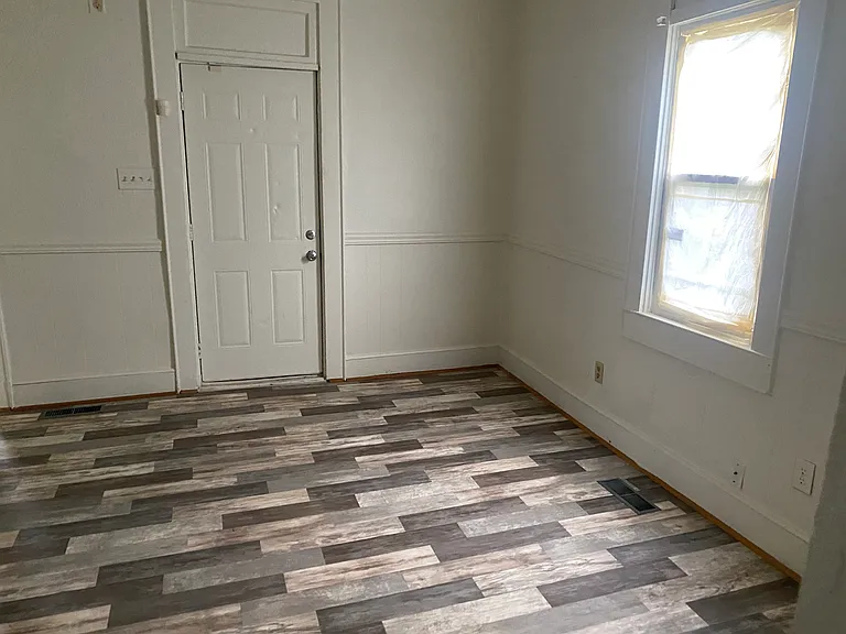 538 N Goodlet Ave — Photo 15