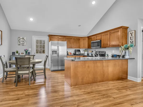 241 Timber Ridge Dr, Pulaski, TN 38478