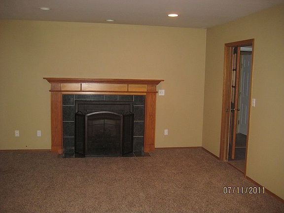 4th image of 7515 61st Ave NW