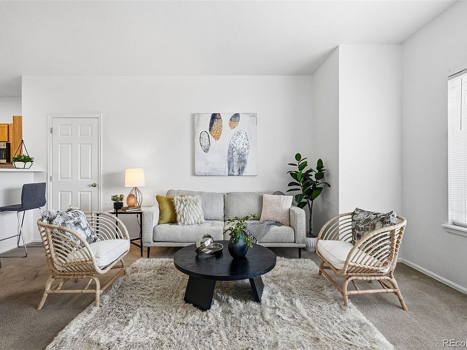 1st image of 912 S Yampa Street #107