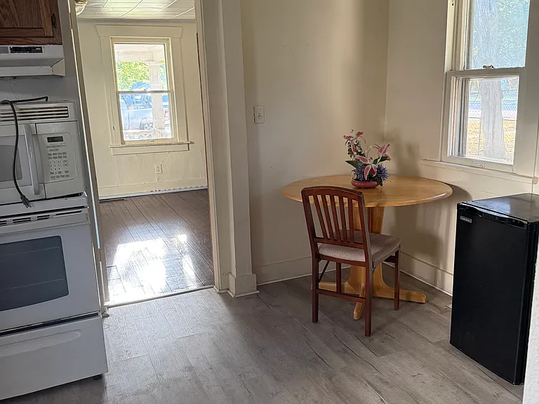 2104 S Water St #1/2 — Photo 4
