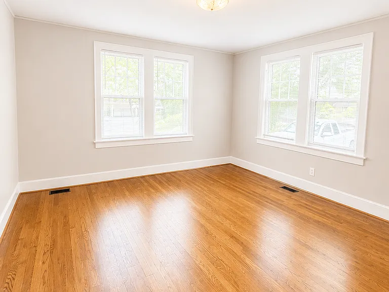 3704 Palmetto Ave — Photo 11