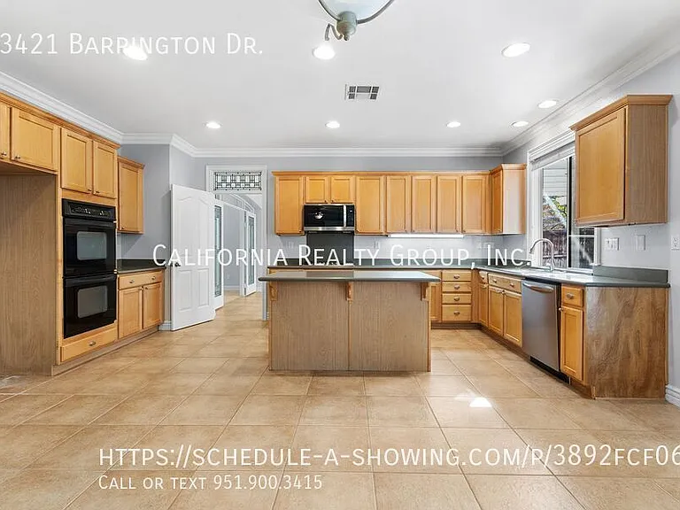 33421 Barrington Dr — Photo 14