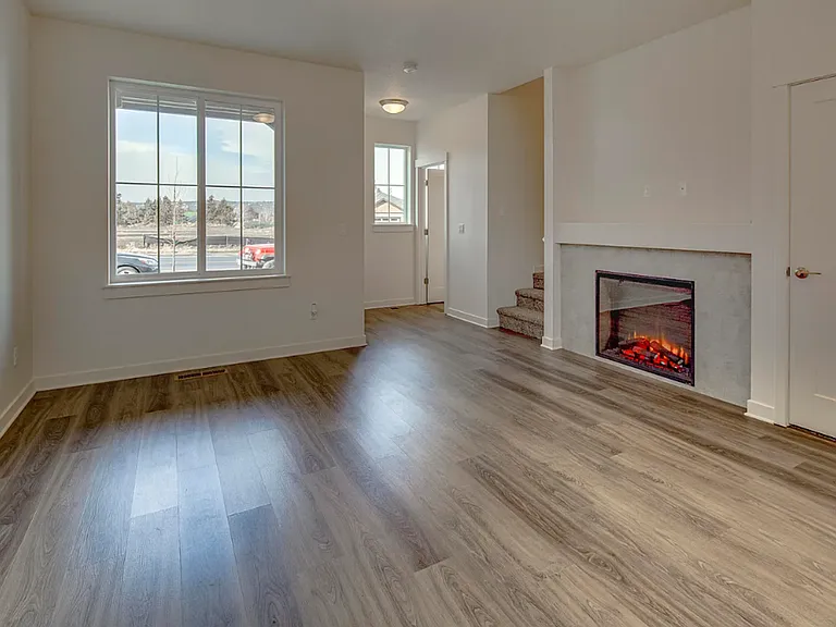 2520 NE Purcell Blvd — Photo 6
