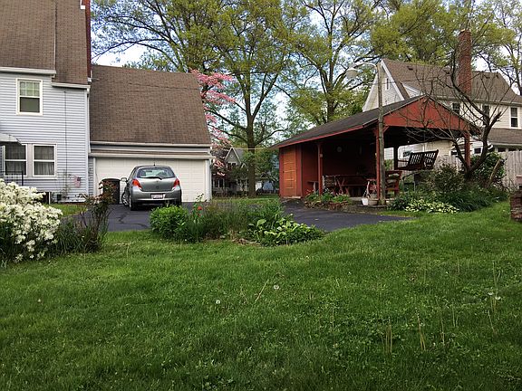 3rd image of 456 Greenwood Ave