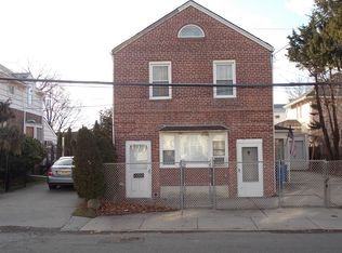 10-10 149th St Unit 1, Whitestone, NY 11357