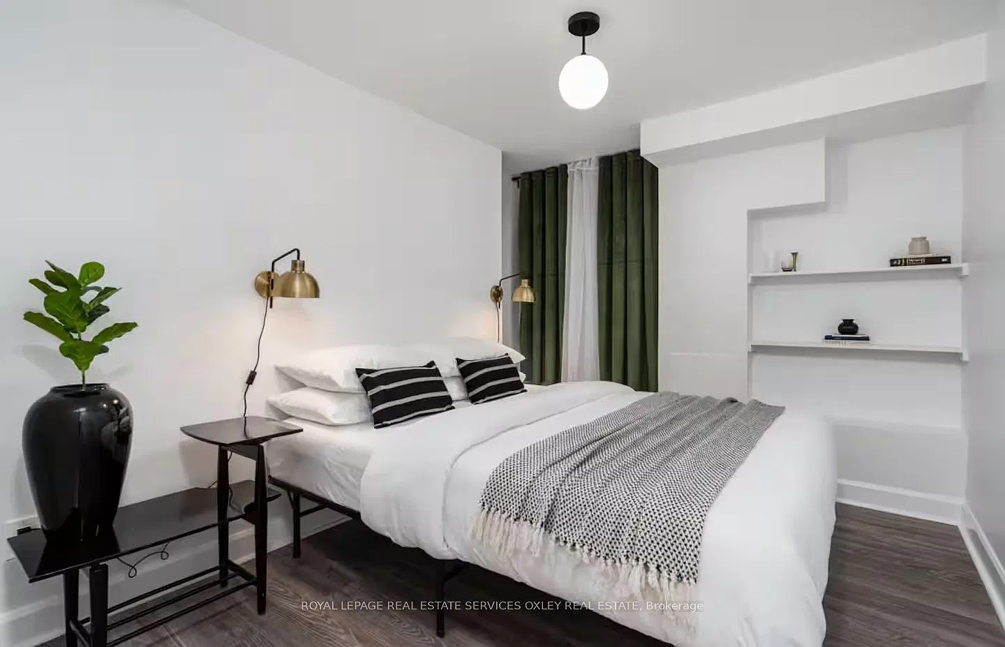 20 Alcina Ave Apt lower, Toronto, ON M6G2E8 | HotPads