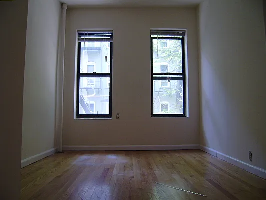 Rented by DSA Realty | media 34