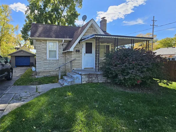 620 Maple St, Mount Morris, MI 48458