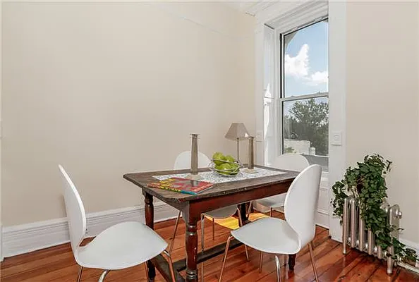 Sold by Avenue Sotheby's International Realty | media 14