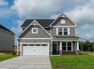 452 Royal Oak Ln, Clayton, NC 27520