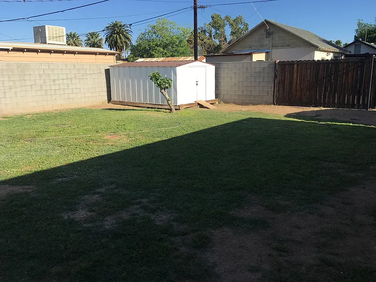 1938 E Mitchell Dr — Photo 21