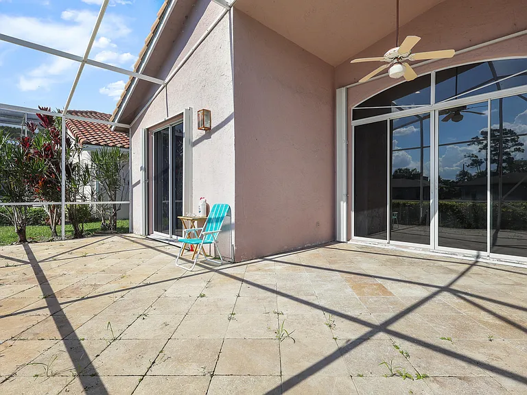 7835 NW 78th Ave — Photo 24