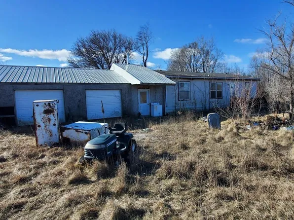 17525 115th St, Wapello, IA 52653