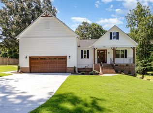 503 Forest Rd, Oxford, NC 27565