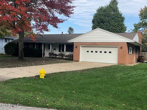 2nd image of 2060 Carter Dr
