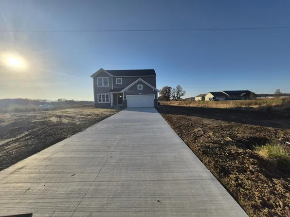 7191 Gibson Farms Dr, Middleville, MI 49333