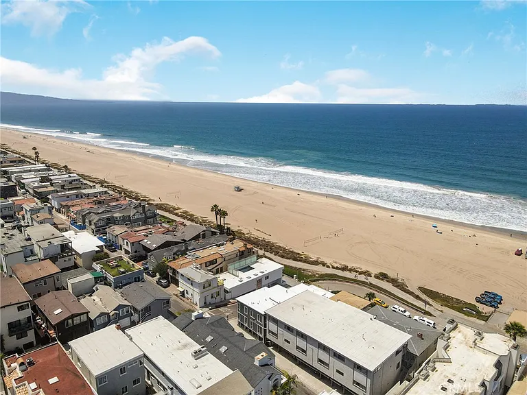 3600 The Strand #D — Photo 21