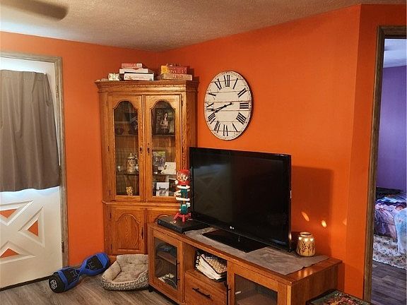 5th image of 3595 Lincoln St