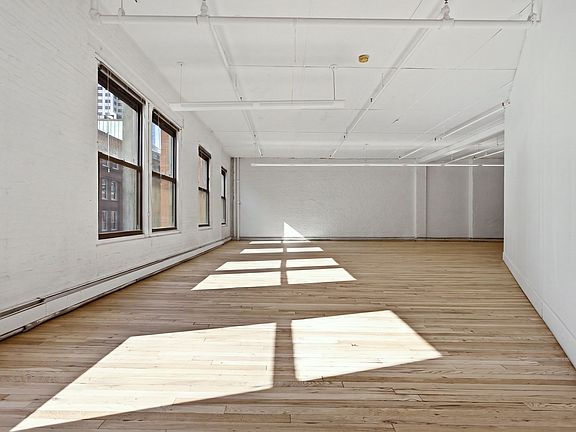 3rd image of 118 South St