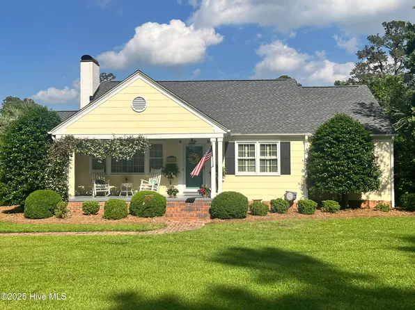 310 N Franklin Street, Whiteville, NC 28472