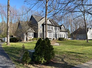 6 Arrowhead Rd, Saratoga Springs, NY 12866