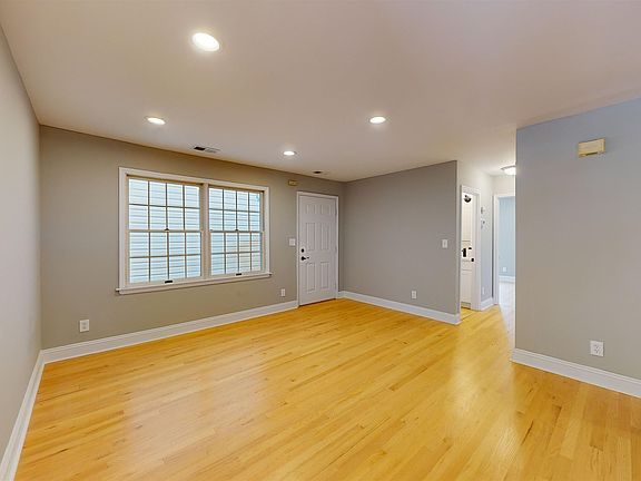 5th image of 57 Grieco Dr
