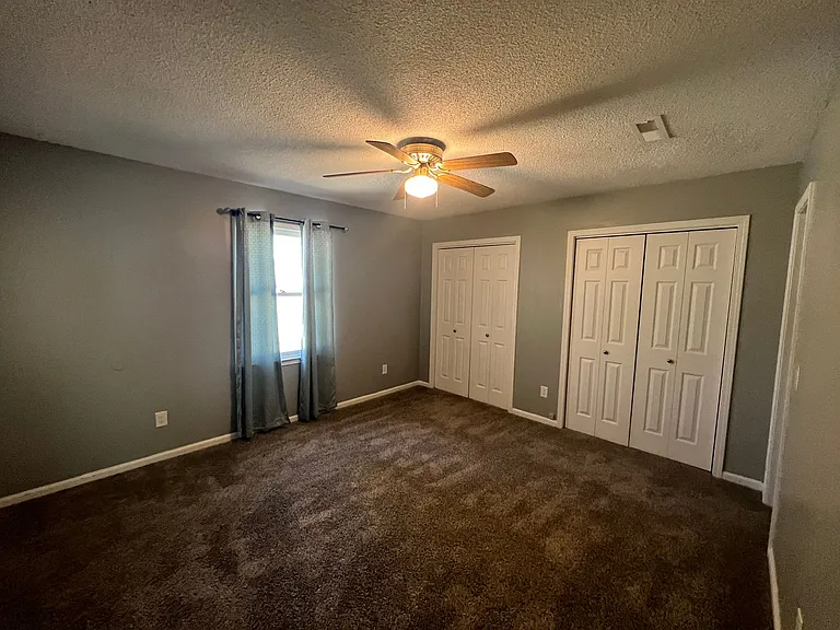 116 E Pondella Dr — Photo 9