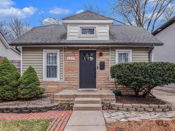 660 E Hazelhurst St, Ferndale, MI 48220