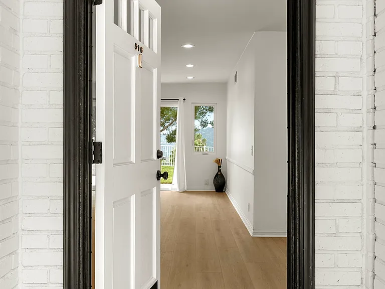 516 Venado Vista Dr — Photo 1