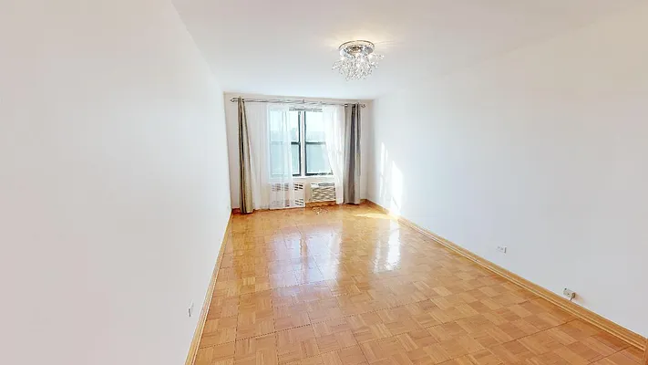Rented by Metro Garden Realty NYC | media 26
