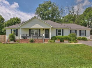 110 Taylor Creek Ln, Chapel Hill, TN 37034