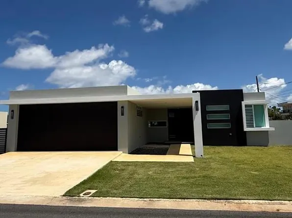 457 Paseo Lomas Llanas, Aguadilla, PR 00603